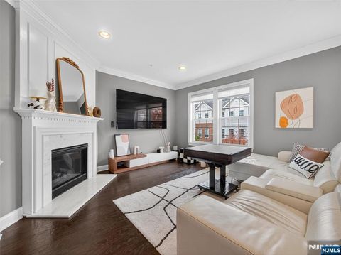 Photo of 4 Wesmont Dr #1102, Wood Ridge, NJ 07075 (MLS # 25043406)