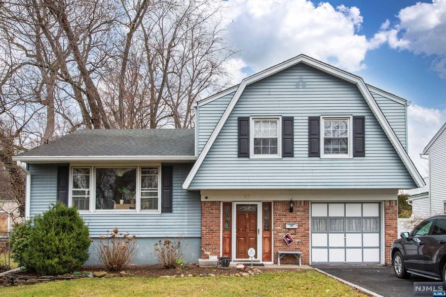 This sugar maple split level home offers everything you are looking for! The front entry is the perfect space to set your things down and take your shoes off before entering the main living area. Beautiful hardwood floors line the open living space, dining room, family room and 3 bedrooms. The modern eat-in kitchen is filled with natural light coming from the sliding doors which lead to the patio and fenced-in backyard, perfectly situated for entertaining. This home even includes a full basement waiting for the right owner to utilize its full potential. There is a one car attached garage, driveway and street parking available for this cul-de-sac home.