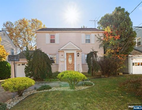 Photo of 71 Fernwood Court, Clifton, NJ 07011 (MLS # 26002425)