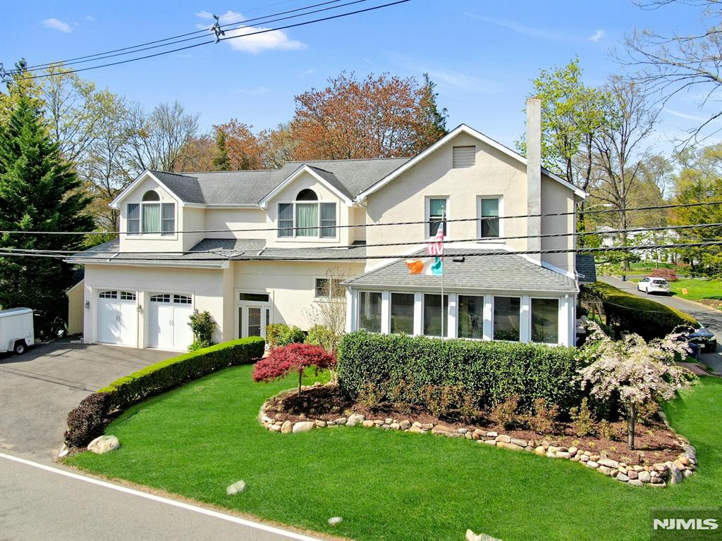 Property for Sale at 51 Adams Street, Norwood, New Jersey - Bedrooms: 4 
Bathrooms: 4 
Rooms: 10  - $950,000