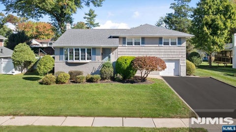 Photo of 814 Schaefer Avenue, Oradell, NJ 07649 (MLS # 26037950)