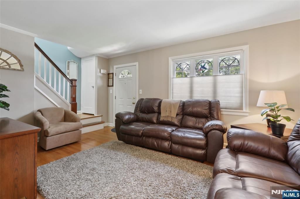 Photo of 390 Spring Valley Road, Paramus, NJ 07652 (MLS # 25032125)