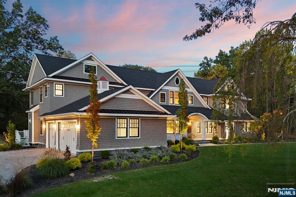 330 Hartshorn Drive