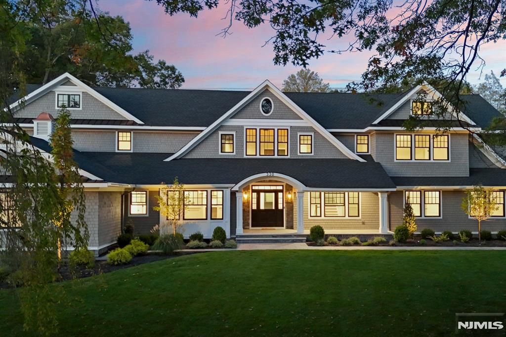 Photo of 330 Hartshorn Drive, Millburn, NJ 07078 (MLS # 26016817)