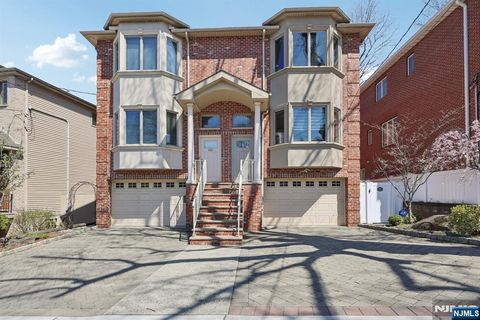 421 Lafayette Avenue 421 Cliffside Park NJ 07010