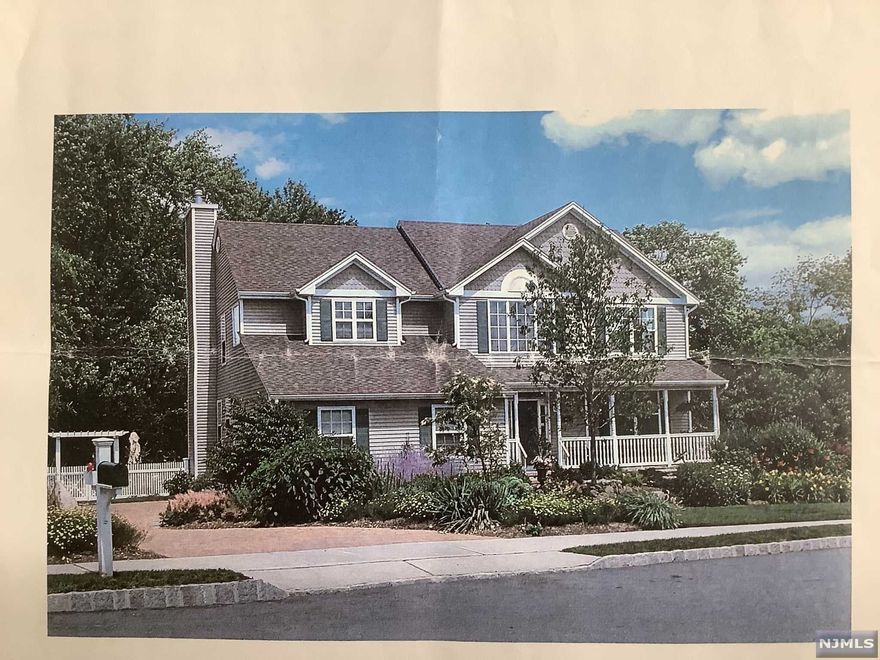 BEAUTIFUL COLONIAL BUILT IN 1998. FEATURES INCLUDE UPDATED KITCHEN, BATHRMS, GORGEOUS IN-GROUND GUNITE POOL WITH WATERFALL AND SO MUCH MORE! THIS HOME IS NOT TO BE MISSED!!!