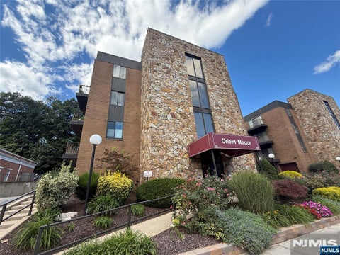 Photo of 78 Orient WAY #101B, Rutherford, NJ 07070 (MLS # 26036244)