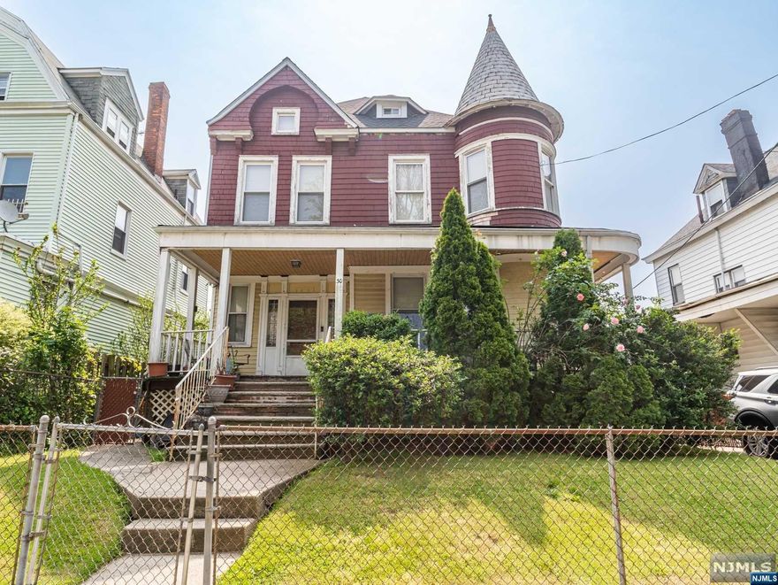 MASSIVE victorian home on a tree lined street. Tons of potential with a lot of the house being redone by current owners. Off street parking, hardwood floors, three levels of living, oil tank in use, detached garage and so much more. Come turn this house into a home before someone else does!