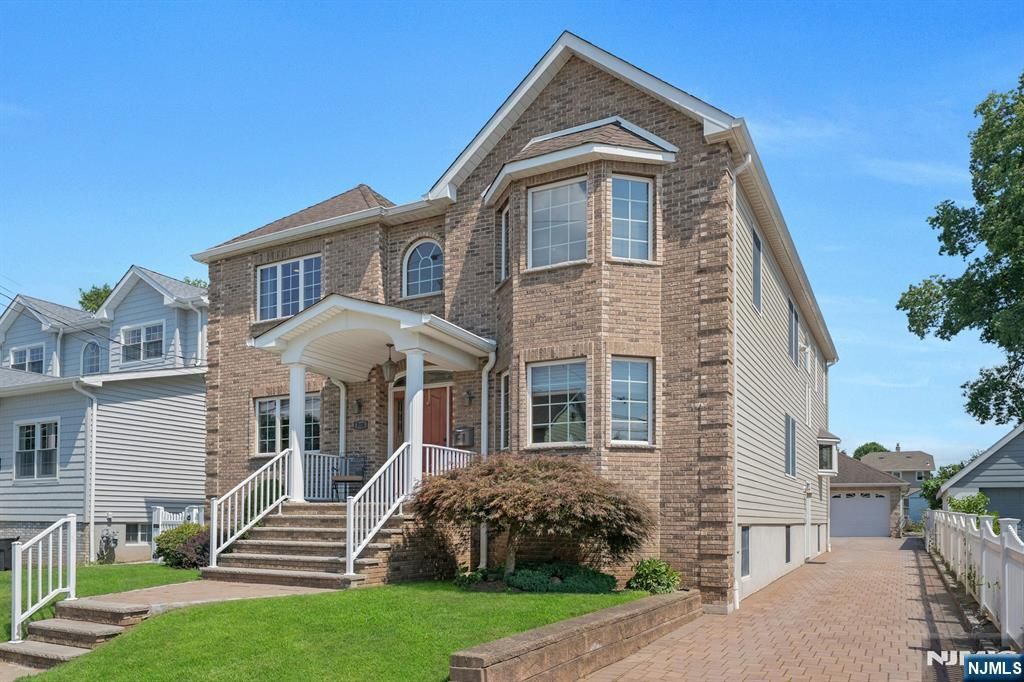 Photo of 748 6th Street, Lyndhurst, NJ 07071 (MLS # 25039124)