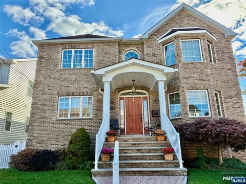 748 6th Street Lyndhurst NJ 07071