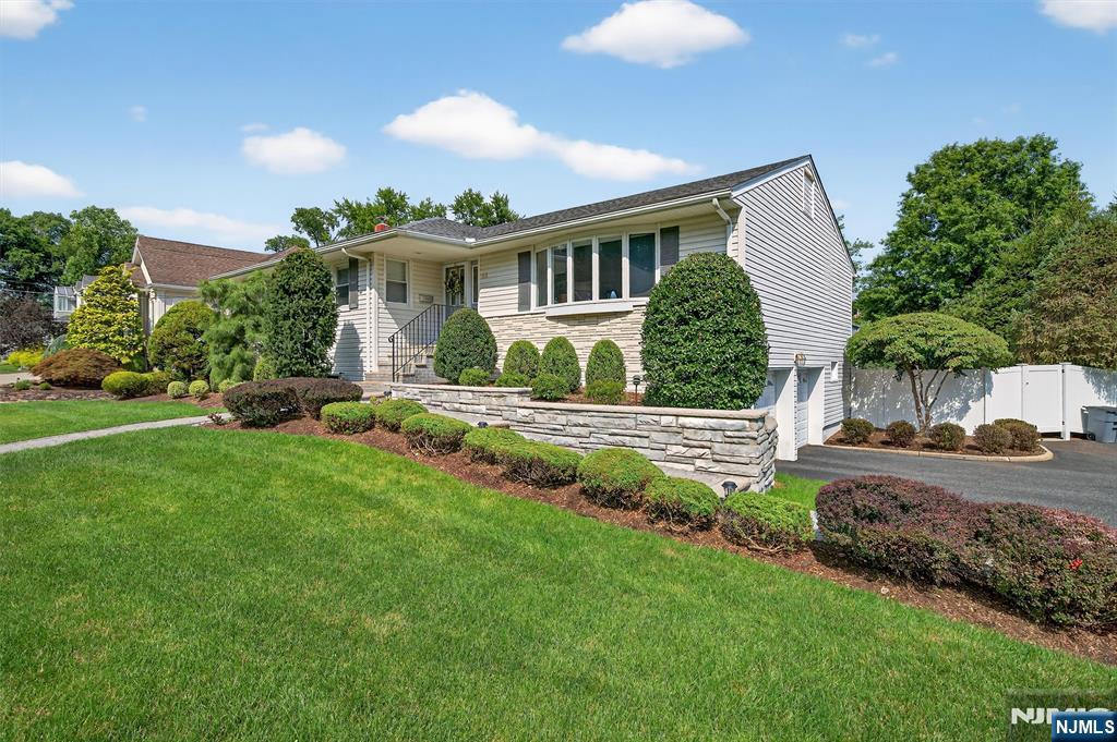 105 Longview Drive