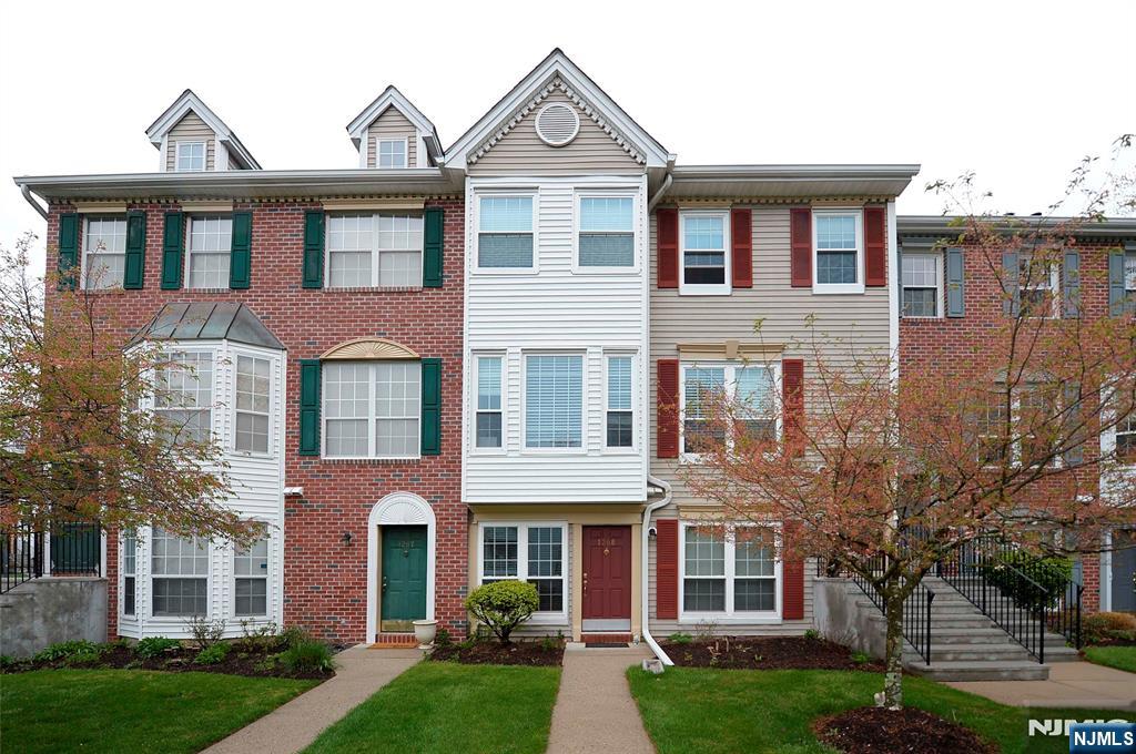 1268 Heath, Mahwah, New Jersey - 1 Bedrooms  
1 Bathrooms  
3 Rooms - 