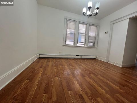 Photo of 396 Gorge Rd #2, Cliffside Park, NJ 07010 (MLS # 25040373)