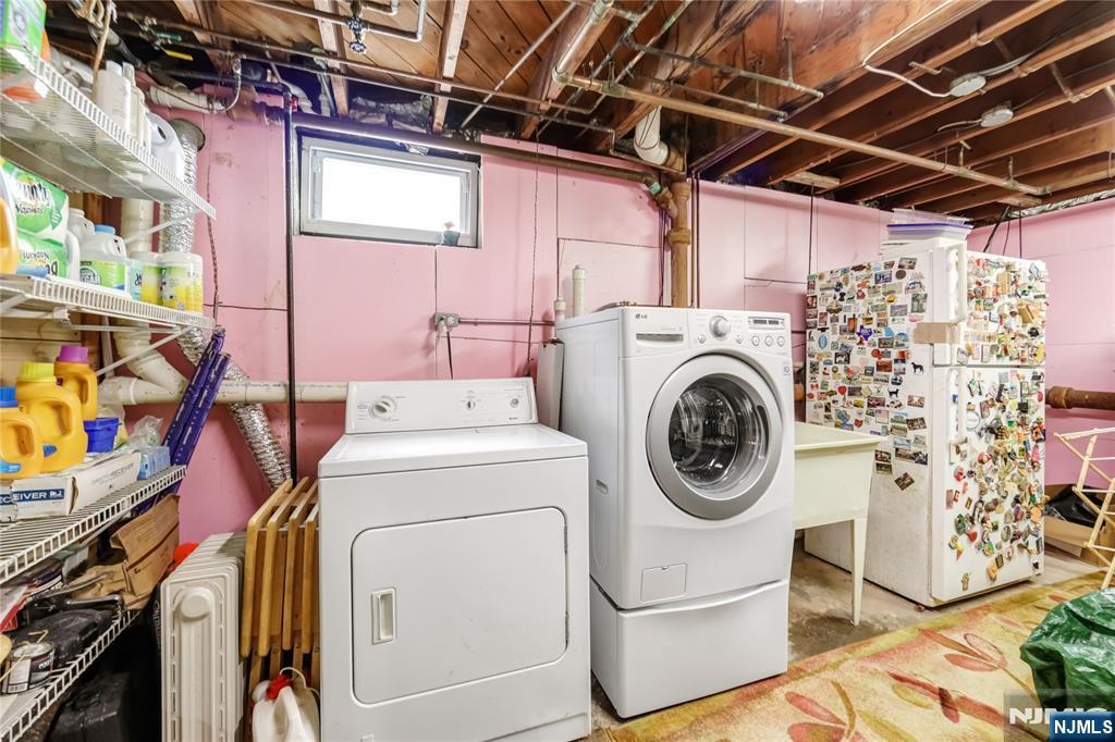 Wyckoff, New Jersey 07481, United States, 3 Bedrooms Bedrooms, ,2 BathroomsBathrooms,Residential,Active,177252