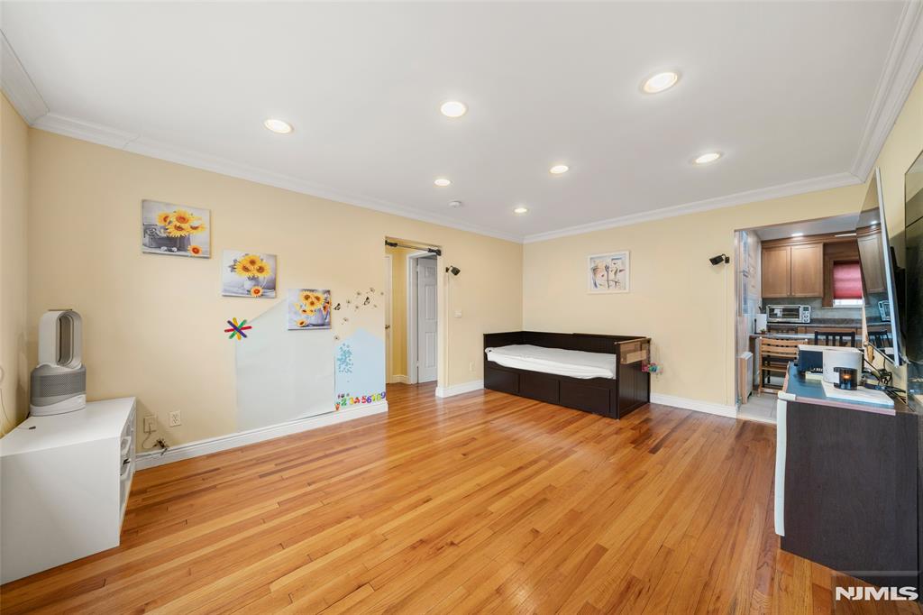 2430 8th Street 2B