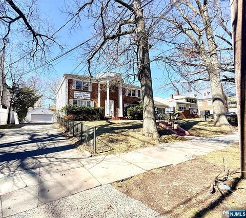 Photo of 500 Mount Prospect Avenue, Newark, NJ 07104 (MLS # 26007676)