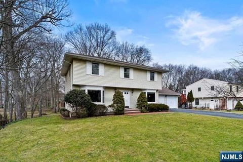 Photo of 31 Evergreen, Demarest, NJ 07627 (MLS # 25026856)