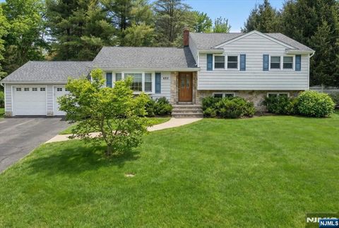 Photo of 692 Pine Lake Drive, Twp of Washington, NJ 07676 (MLS # 25041111)
