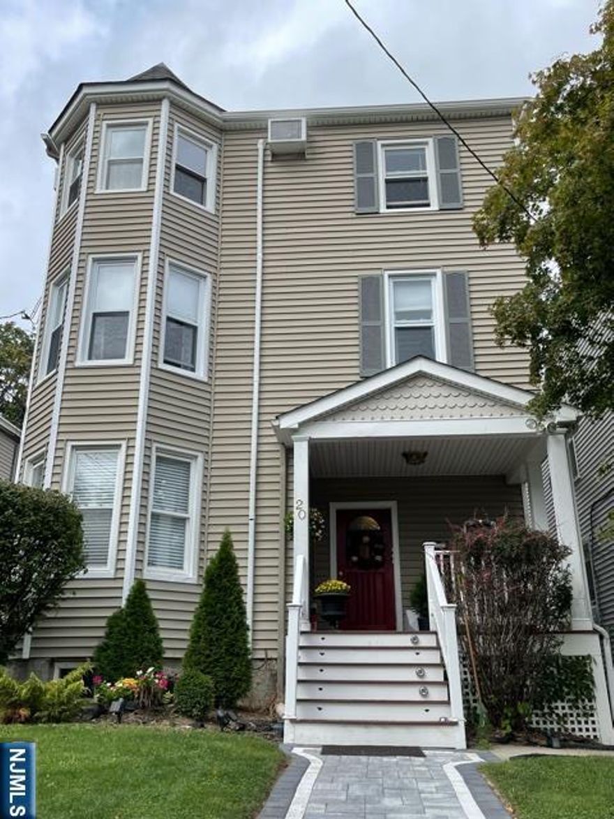 LL pays realtor fee!! Great Location! Gorgeous freshly painted 1st floor unit with private entry door in a legal 3-family home. Steps to Verona public library, Bloomfield Ave. shops, restaurants, NYC bus stops, and the famous Verona park. Top rated Verona schools. Refinished hardwood floor, S/S kitchen appliances and granite counter tops. Deep and fenced backyard with patio. Share coin-operate W/D in basement. Storage space in the basement. The unit has own gas and electric meters. LL pays for old & hot water. REQ; NTN Credit/Background check and income verification. Tenant must carry tenant's insurance and provide owner with a copy of policy. No smoking, no pets. On street or lot parking with town permit.