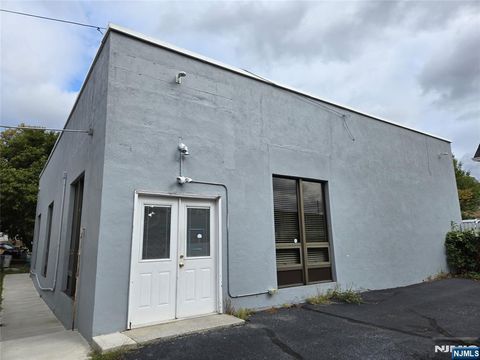 334 Paterson Avenue East Rutherford NJ 07073