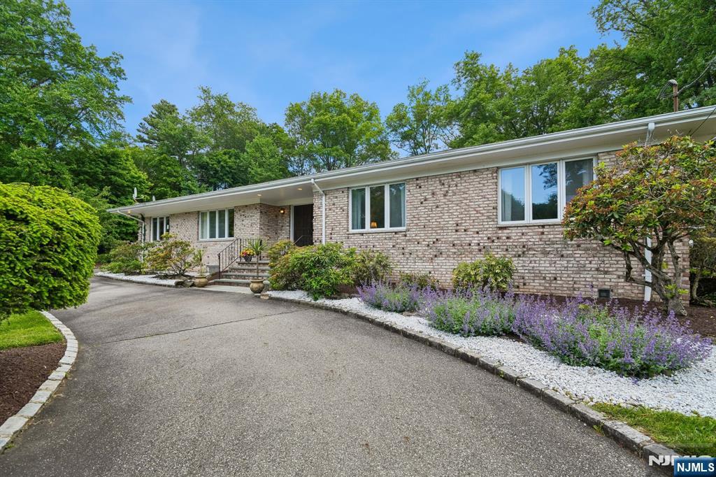 107 Arverne Road