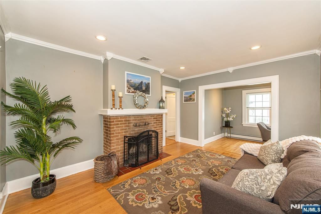 Photo of 18 Saint Charles Avenue, West Caldwell, NJ 07006 (MLS # 26011042)