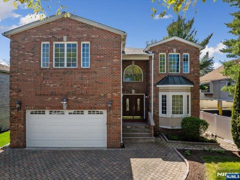 54 Van Nostrand Avenue Englewood Cliffs NJ 07632