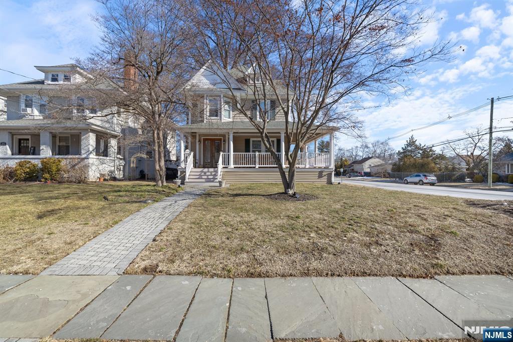 258 Clinton Place