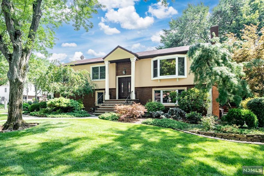 WELCOME TO THIS BEAUTIFUL EAST HILL SECTION OF CRESSKILL HOME, VERY WELL MAINTAINED BI-LEVEL W LOTS OF CHARM IN A CUL-DE-SAC, BEAUTIFULLY LANDSCAPED BACKYARD WITH YOUR OWN OASIS & TRANQUILITY AND A LARGE DECK OVERLOOKING THE WHOLE YARD. FIRST FLOOR FEATURES A LARGE LIVING ROOM, DINING ROOM, BEAUTIFUL KITCHEN W A LARGE ISLAND, PRIMARY BEDROOM W FBATH, 3 OTHER BEDROOMS & ANOTHER FBATH. GROUND FLOOR FEATURES A HUGE FAMILY ROOM, A PARTY ROOM W BAR AND SLIDING GLASS DOOR TO ENTER THE BACKYARD, EXERCISE ROOM W SAUNA & FBATH W STEAM SHOWER. OUTSIDE JACCUZZI IS IN AS-IS CONDITION W A BAR SEATING, FIREPIT SITTING AREA, COVERED PORCH AREA AND PLENTY OF ROOM TO ENTERTAIN IN A VERY PRVIATE & QUIET YARD. DON'T WANT TO MISS THE OPPORTUNITY TO BECOME PART OF THIS BEAUTIFUL COMMUNITY!!