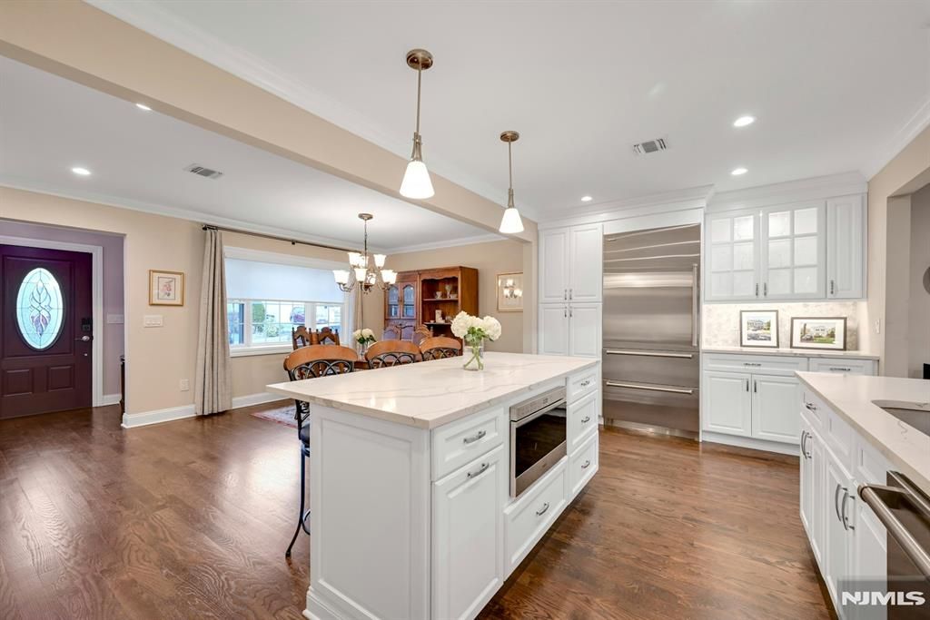 Photo of 87 Surrey Lane, River Edge, NJ 07661 (MLS # 25042460)