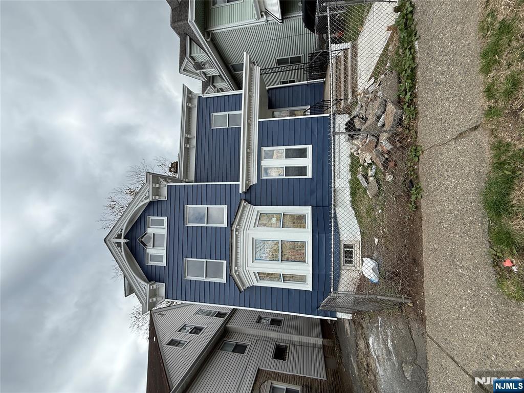 Property for Sale at 15 Winthrop Terrace, East Orange, New Jersey - Bedrooms: 7 
Bathrooms: 4 
Rooms: 12  - $745,000