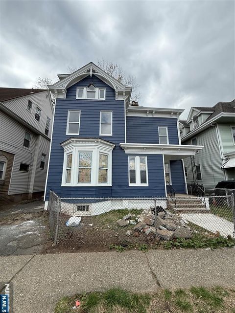 15 Winthrop Terrace East Orange NJ 07018