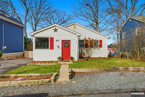 64 Highland Trail Denville Township NJ 07834