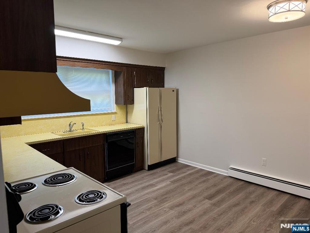 44 Burgh Avenue 3
