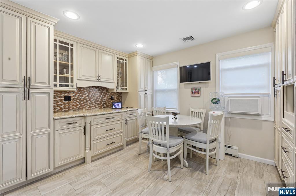 1073 Allessandrini Avenue