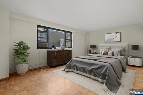 6515 Boulevard East 3s West New York NJ 07093
