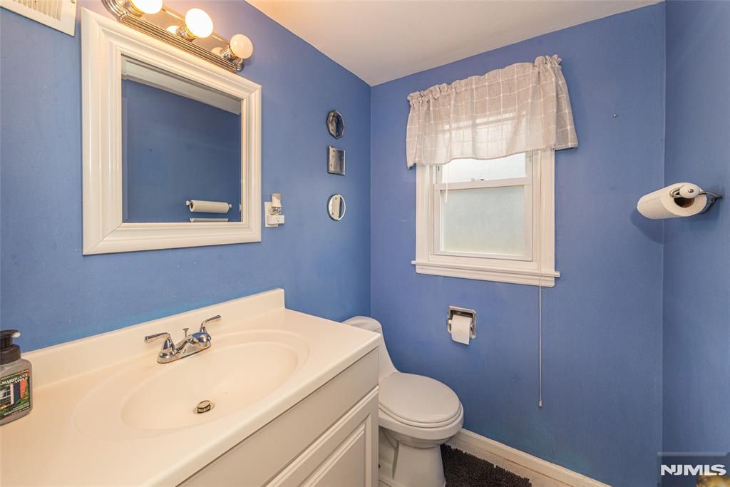 Photo of 7 Wedgewood Drive, West Orange, NJ 07052 (MLS # 25042709)