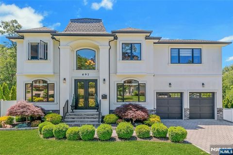 Photo of 697 Terrace Drive, Paramus, NJ 07652 (MLS # 26022674)