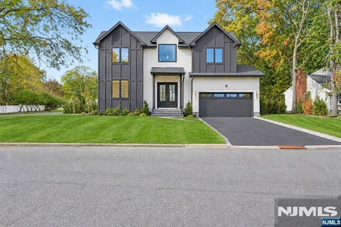 Photo of 70 Carleton Terrace, Cresskill, NJ 07626 (MLS # 26028171)