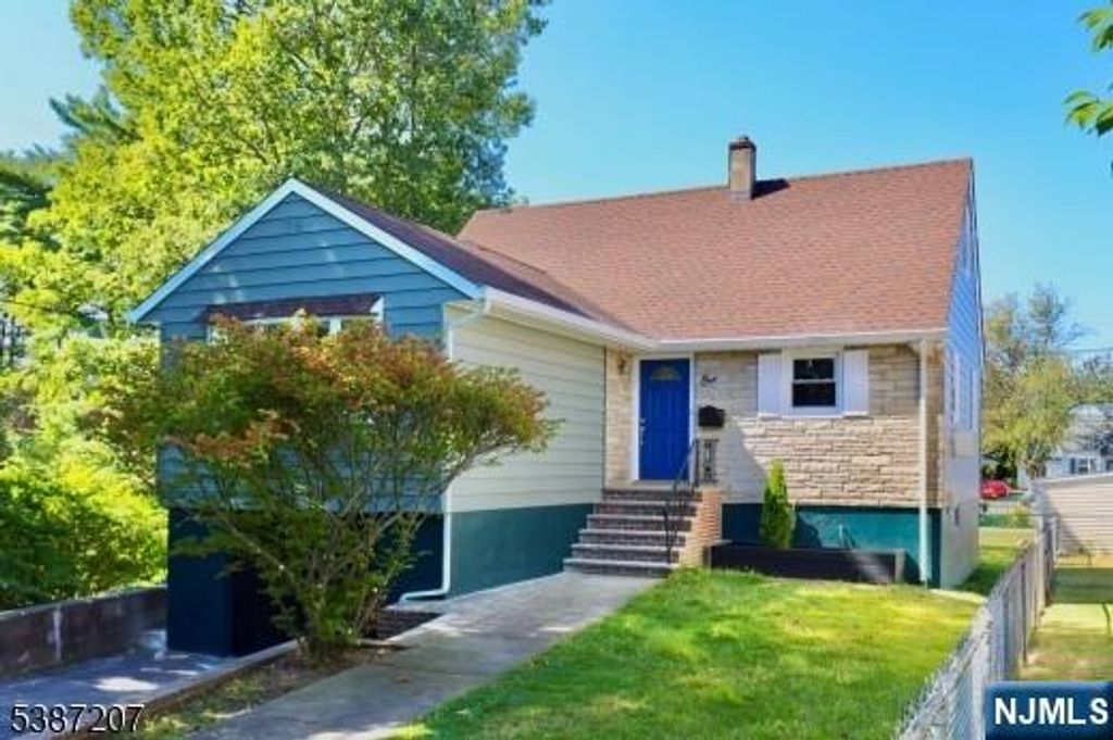 Photo of 1 Charles Street, Belleville, NJ 07109 (MLS # 26012114)