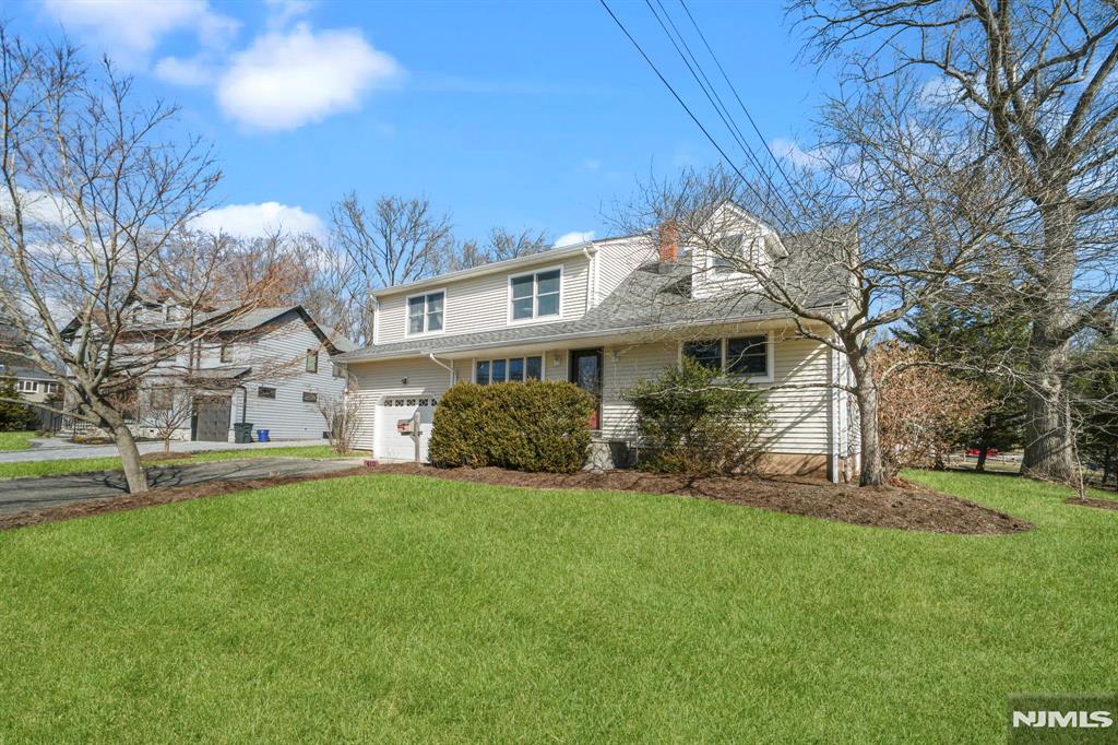 410 Tenakill Drive