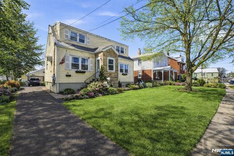 Photo of 70 Teaneck Road, Ridgefield Park, NJ 07660 (MLS # 26005967)