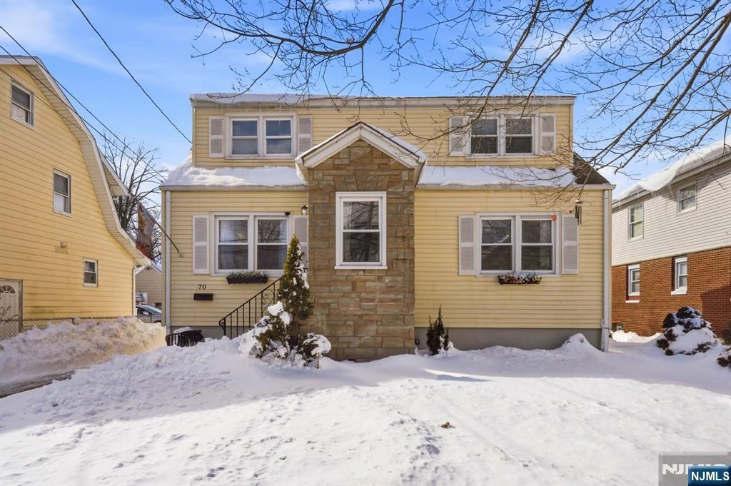 Photo of 70 Teaneck Road, Ridgefield Park, NJ 07660 (MLS # 26005967)