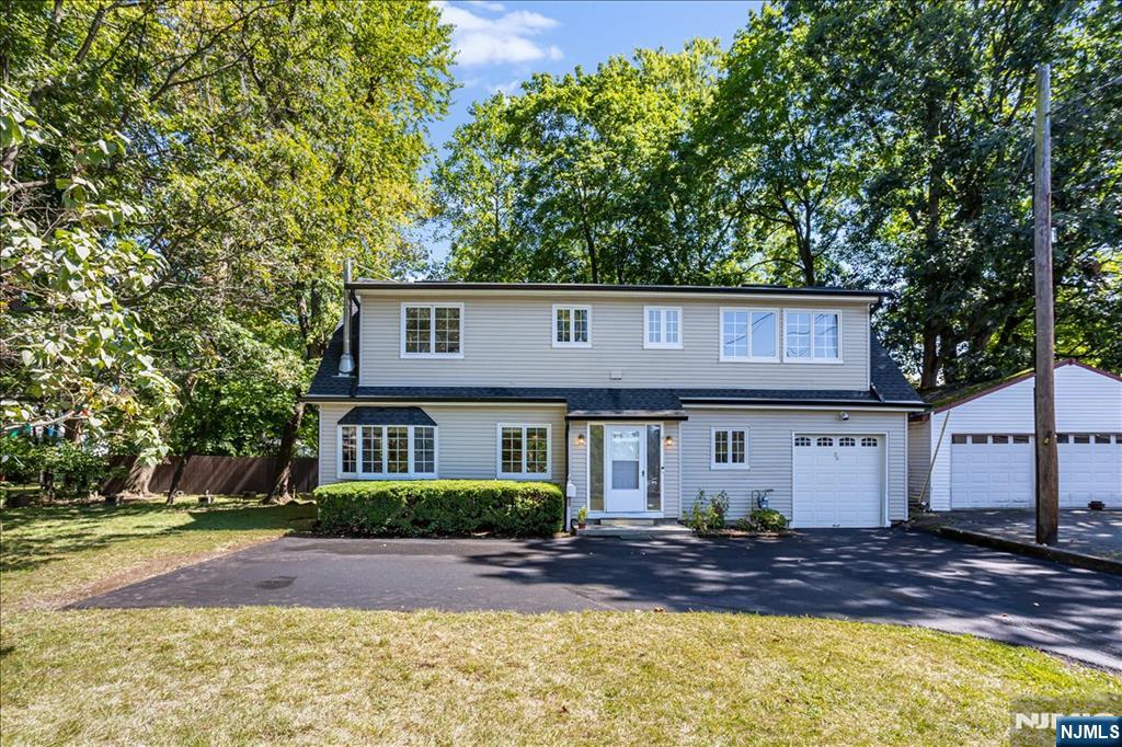 39 Enfield Avenue