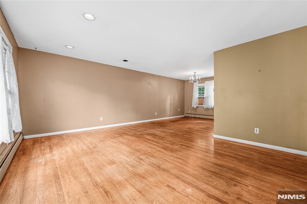 1 Gary Court