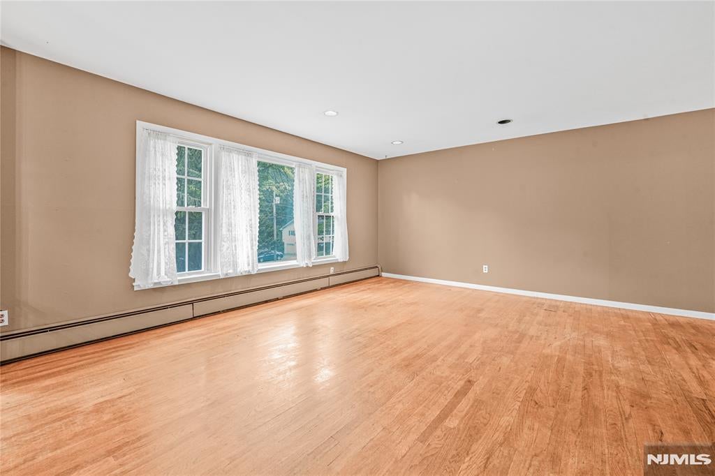 1 Gary Court