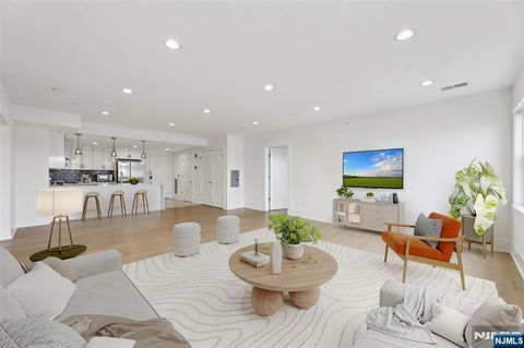 209-211 Hackensack Plank Road 5B Weehawken NJ 07086