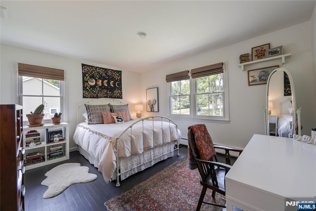 Wyckoff, New Jersey 07481, United States, 4 Bedrooms Bedrooms, ,3 BathroomsBathrooms,Residential,Active,159722