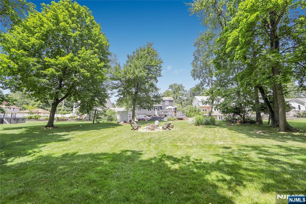 Wyckoff, New Jersey 07481, United States, 4 Bedrooms Bedrooms, ,3 BathroomsBathrooms,Residential,Active,159722