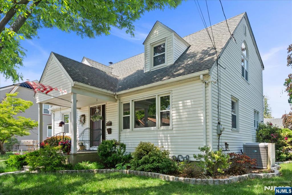 7 Maitland Avenue